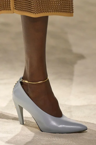 Look 73